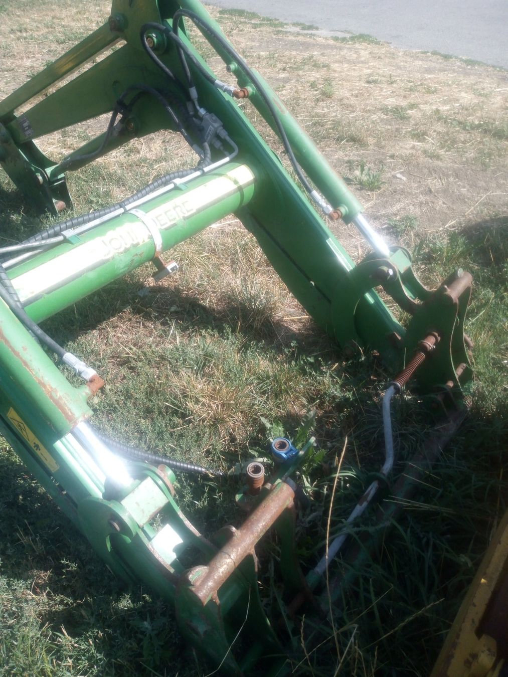 Tutte le macchine: Frontlader John Deere 533 – Usato da Rüttenen venduto da Dart4 4