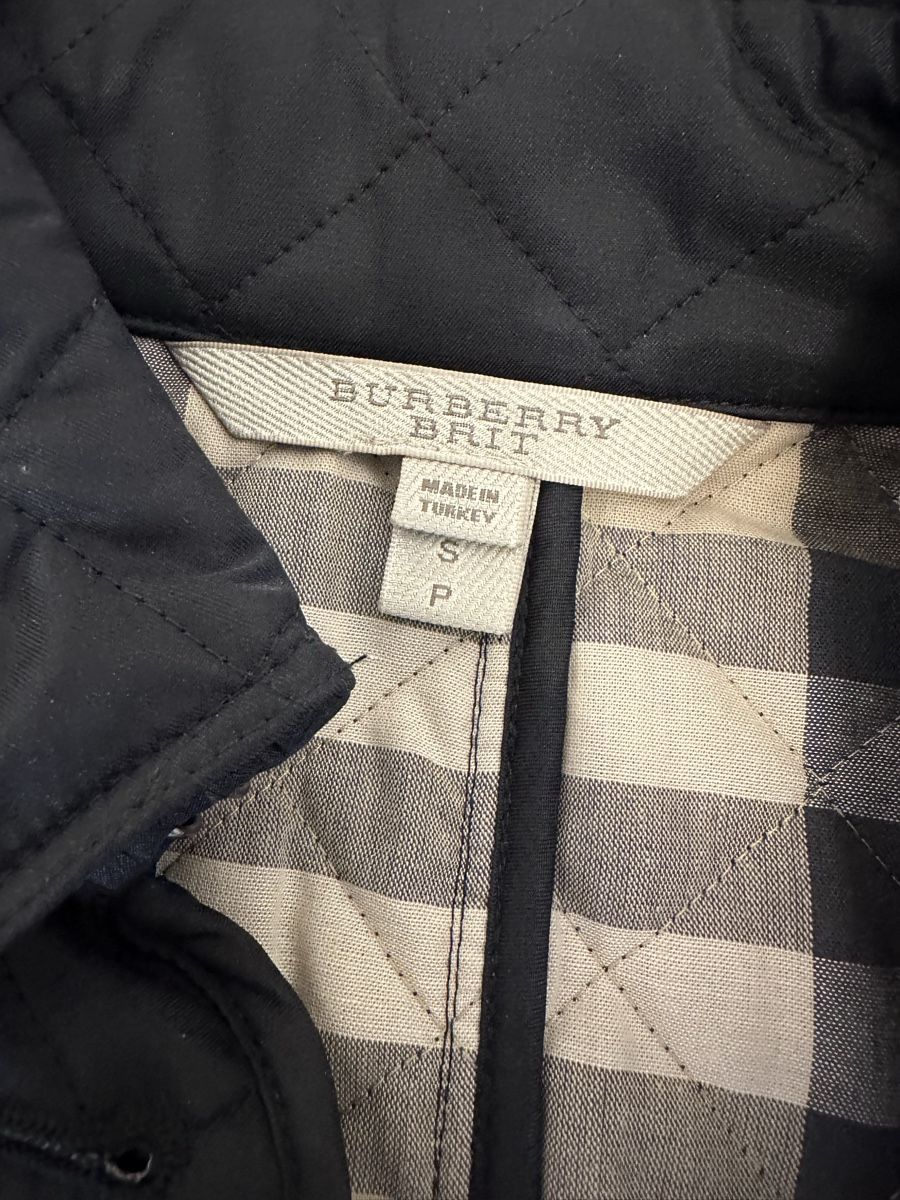 Burberry Vestes: Neue Burberry Steppjacke, Check, S, schwarz – Neuf (Voir description) à Liebefeld par Hoka2 3