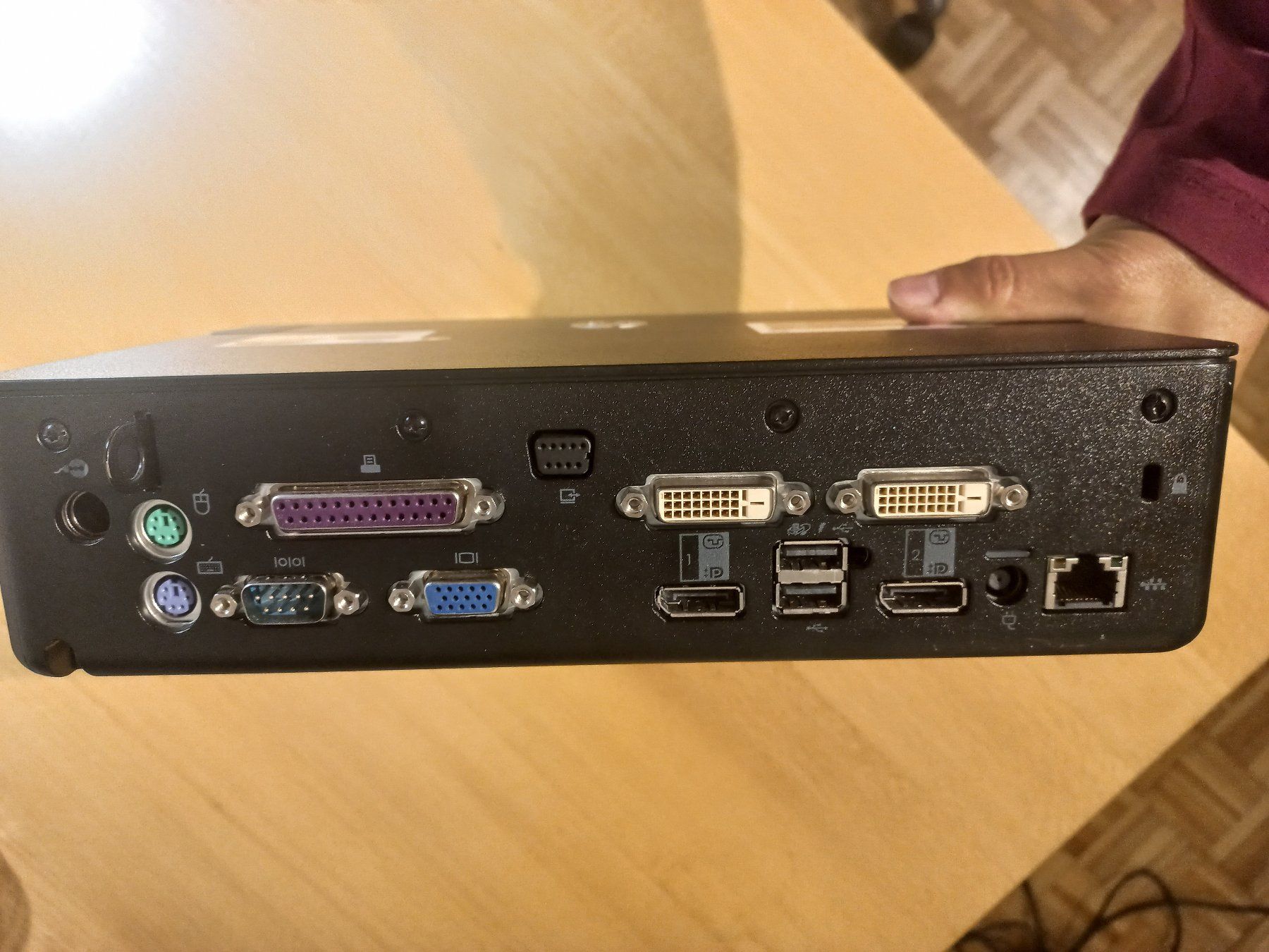 Hewlett Packard Docking station: 2-HP-DOCKING-A7E36AA – D'occasion à Zürich par irm_lc5f 4