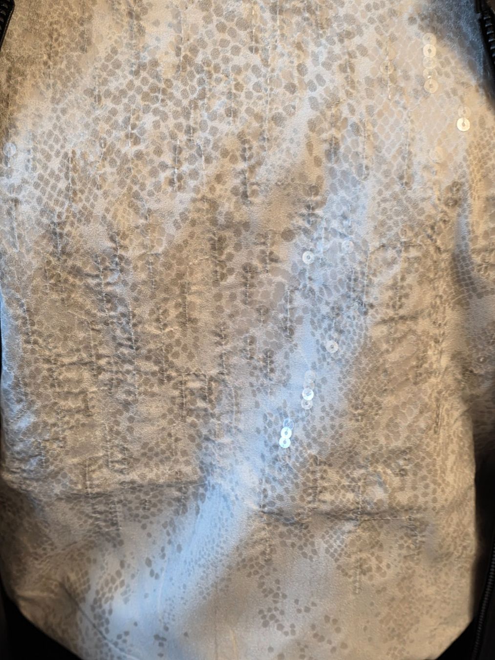 Calvin Klein Top: Oberteil mit Pailletten – Usato da Neerach venduto da Basile1 7