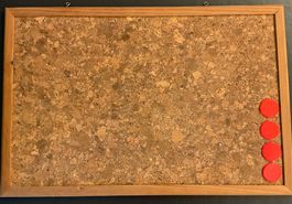 Pinnwand aus Kork mit Holzrahmen