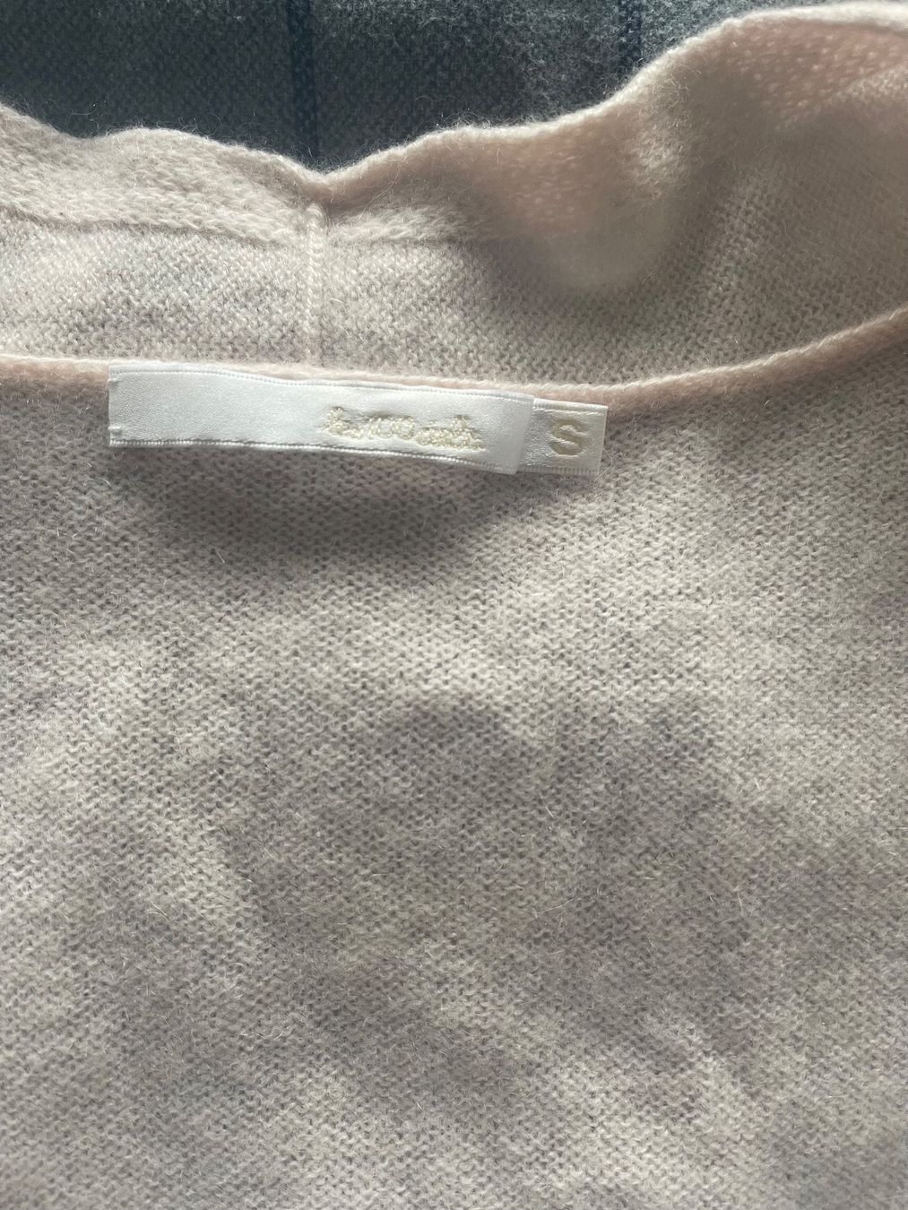 Giacche: Les 100 ciels Kaschmir Cardigan Gr.S – Usato da Stallikon venduto da BaumArt 7