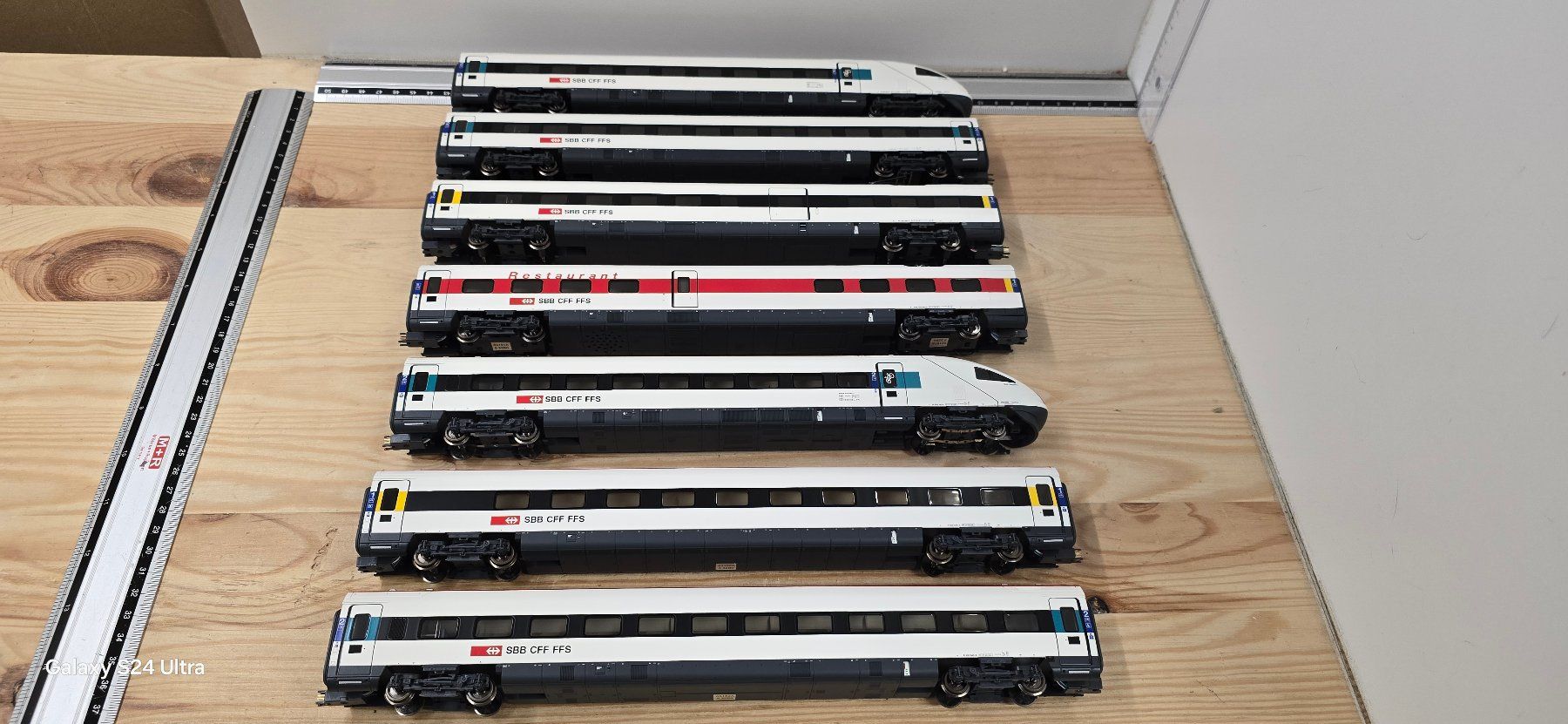 Roco H0 63151 DCC E-Triebzug ICN SBB Sound + WagenSet 63155 (Gebraucht ...