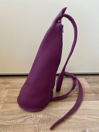 Schicke violette Ledertasche / Beutel