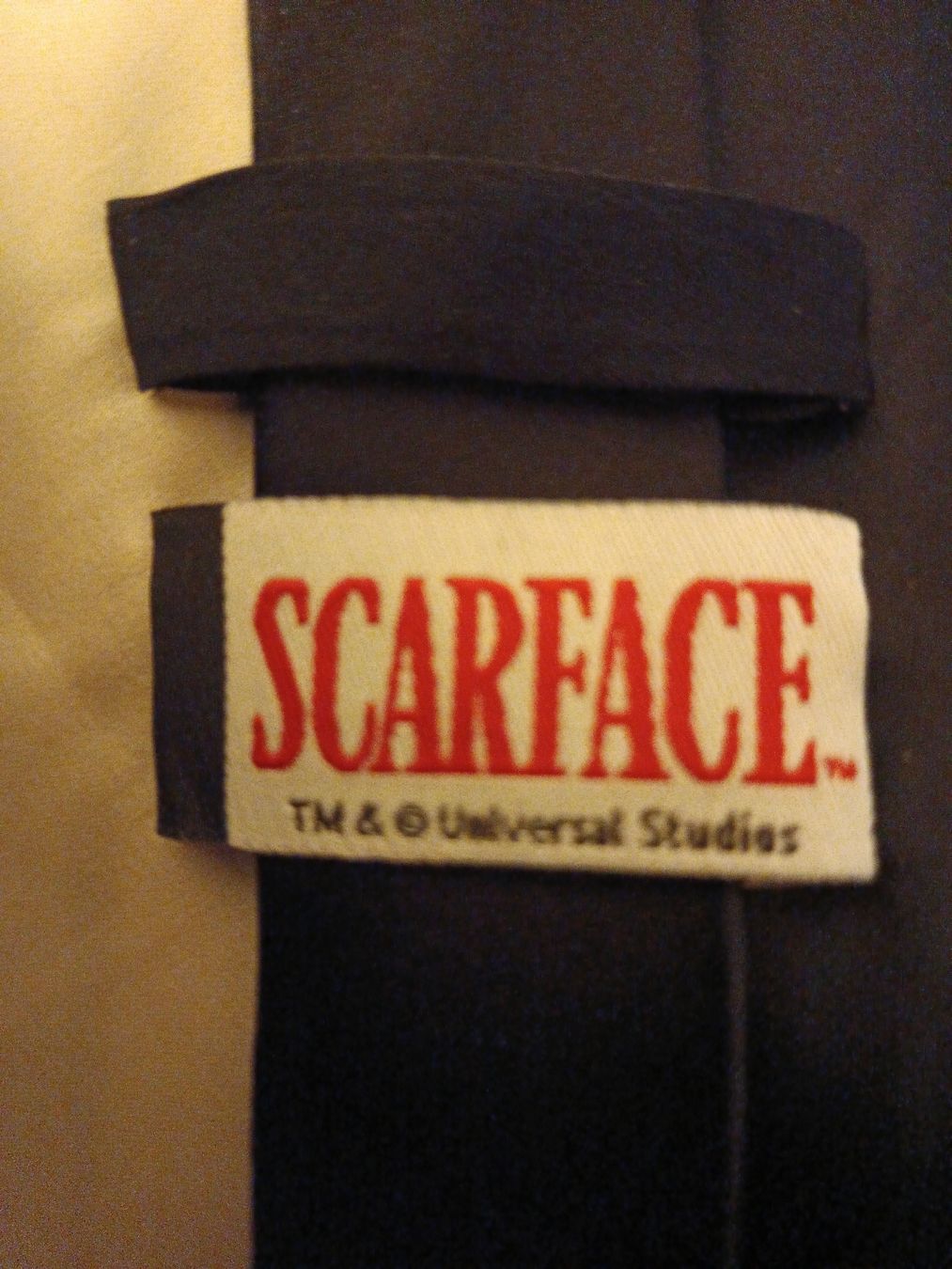 Cravatte: Magnifique Cravate SCARFACE – Nuovo e nell'imballaggio originale da VERNIER venduto da _Swiss_ 1