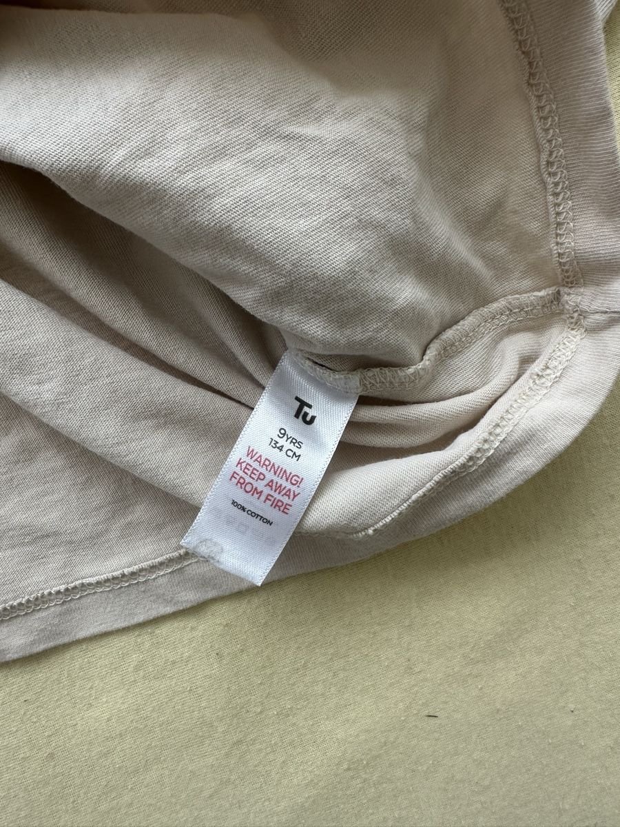 Camicette, T-shirt & Top: T-Shirt TU – Usato da Dürrenroth venduto da tvy_bh56 2