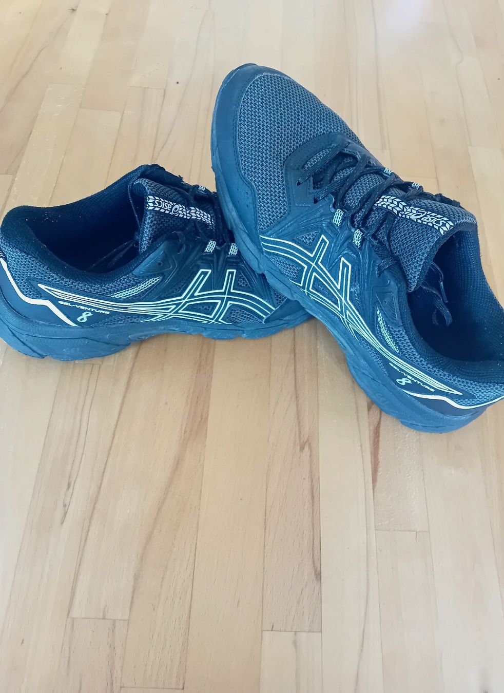 Asics Scarpe da uomo: Acics Gel Venture Gr. 44 – Nuovo (secondo la descrizione) da Zürich venduto da con_tjl2 3