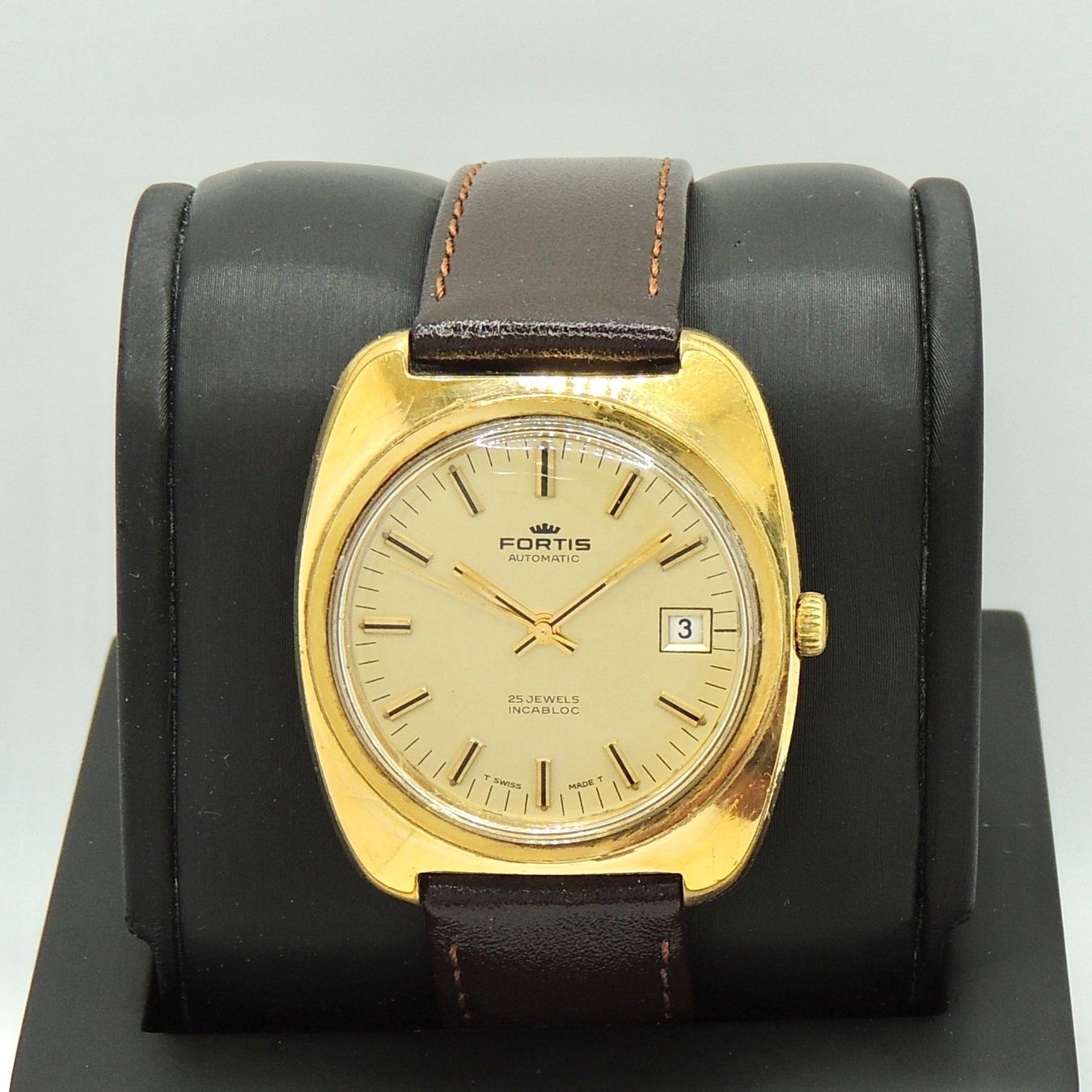 Fortis Orologi: Montre Fortis Automatic Date vintage – Usato da Lausanne venduto da DuGoutetdesCouleurs