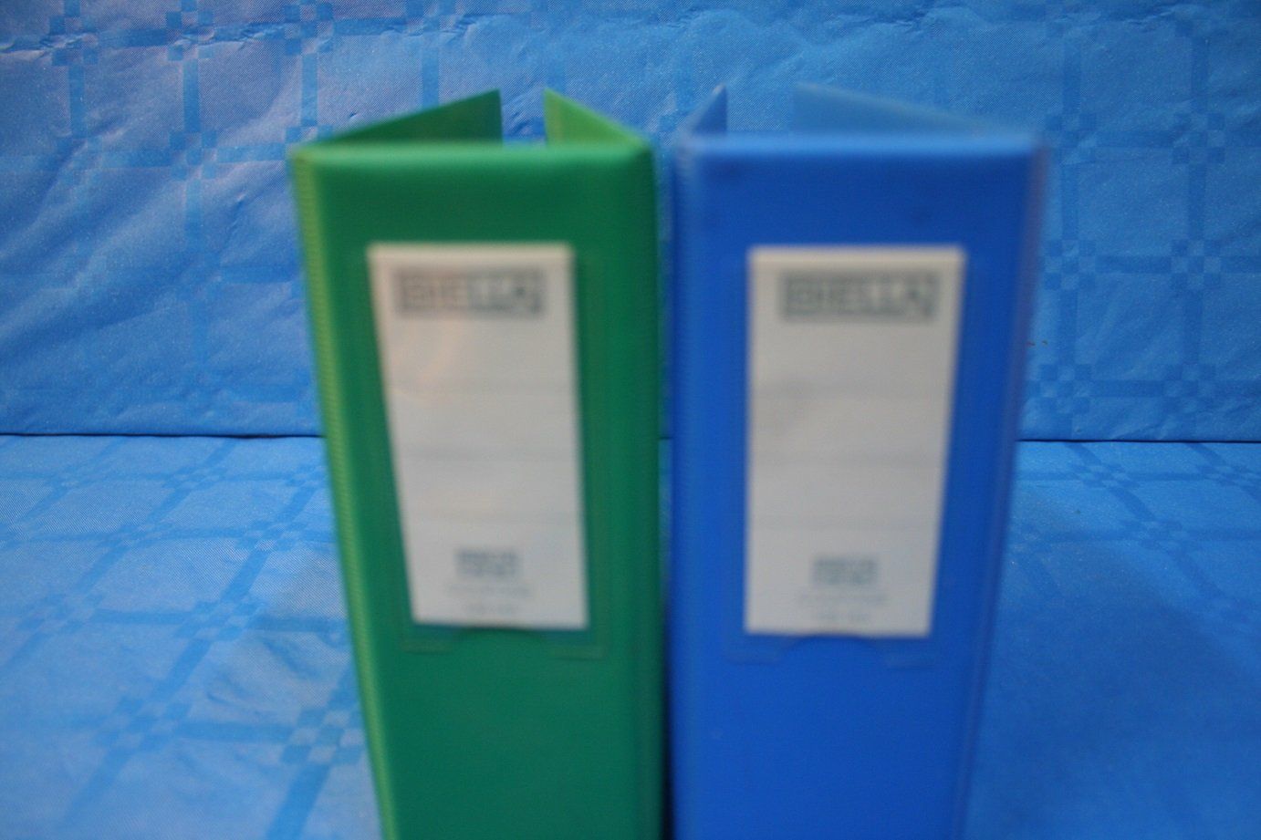 Raccoglitori: 2 Biella Coupons-Ringbücher – Usato da Wettingen venduto da zibi137