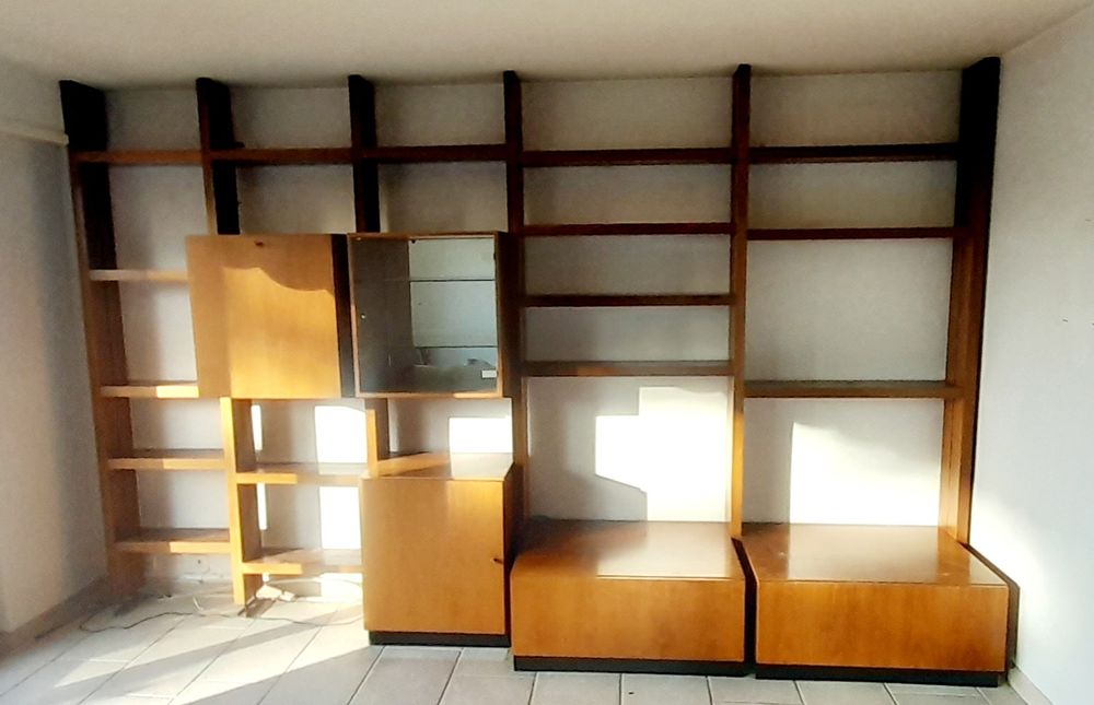 modulares-wandregal-mid-century-stil-teakholz-wohnwand-gebraucht-in