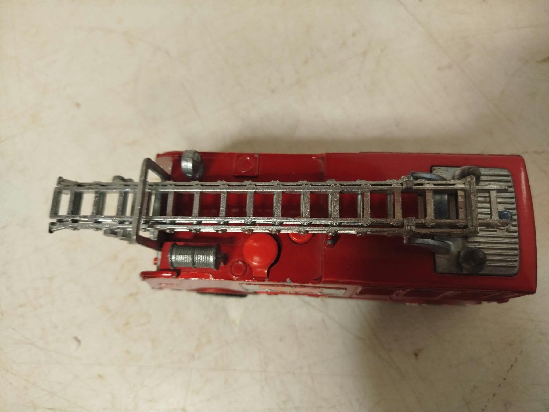 Dinky Toys Voitures modèles: Dinky Toys  Fire Tender. – D'occasion à La Chaux-de-Fonds par Emmaus2300CDF 4