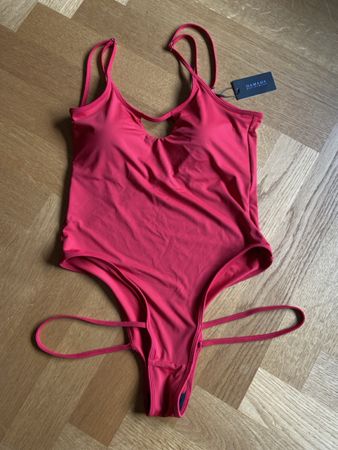 Hamade Activewear Bodysuit Onepiece rot 38