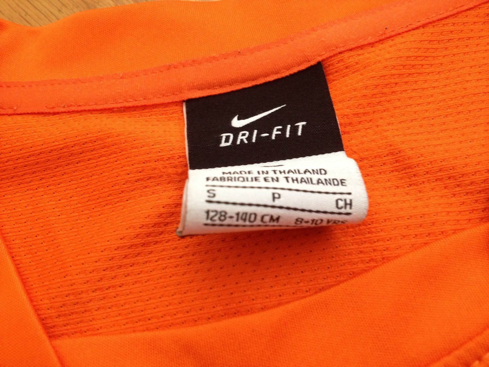 Nike Camicie, T-shirt & Polo: Sport Shirt Nike – Usato da Dübendorf venduto da Fip05 1