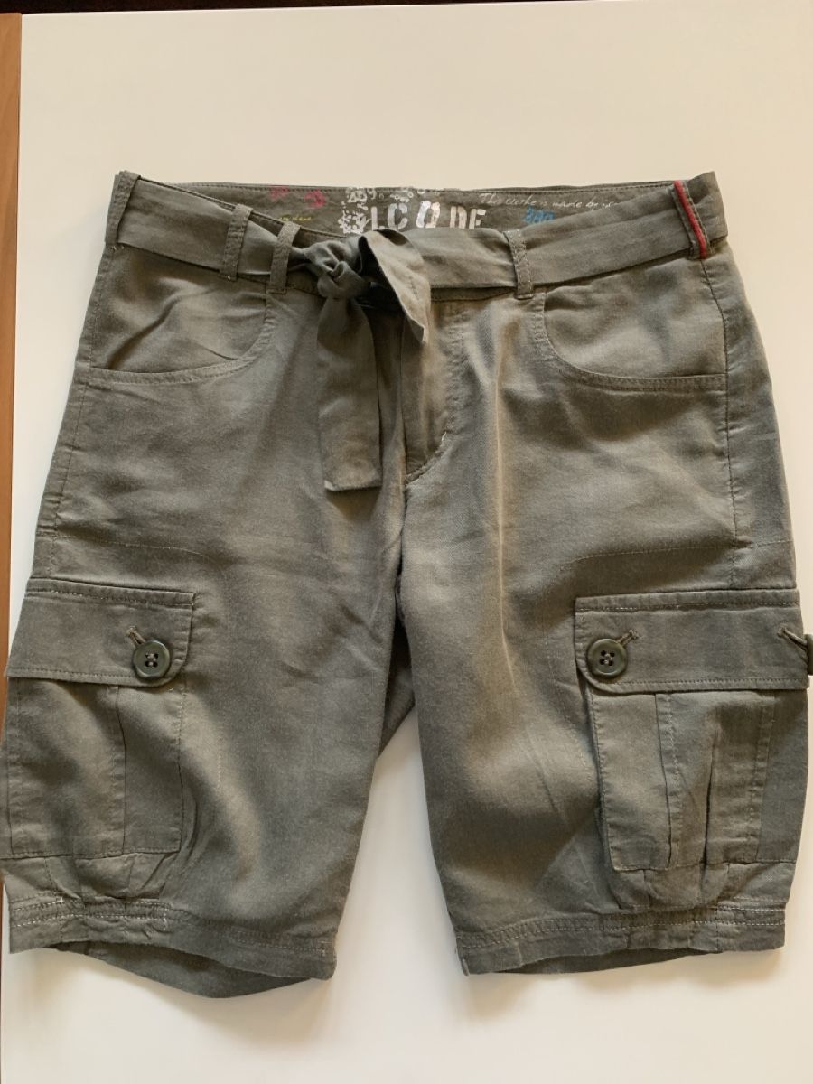 IKKS Hosen: Short I-Code 28 – Gebraucht aus Haag (Rheintal) von Lolette-SG