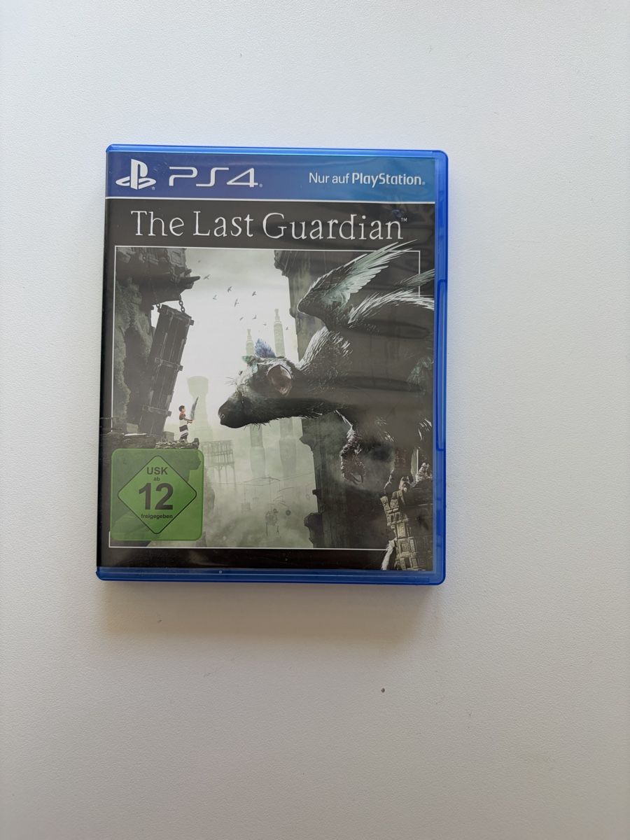 Sony Console: PS4 inkl. Spiele und Controller (800Gb) – Usato da Basel venduto da max_nmh5 4