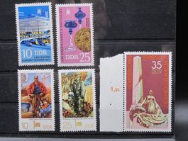DDR 1977 Briefmarkenausstellung / Gedenkstätten **