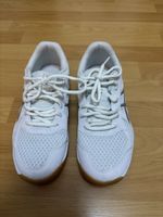 Asics Hallenschuhe weiss Grösse 38 guter Zustand