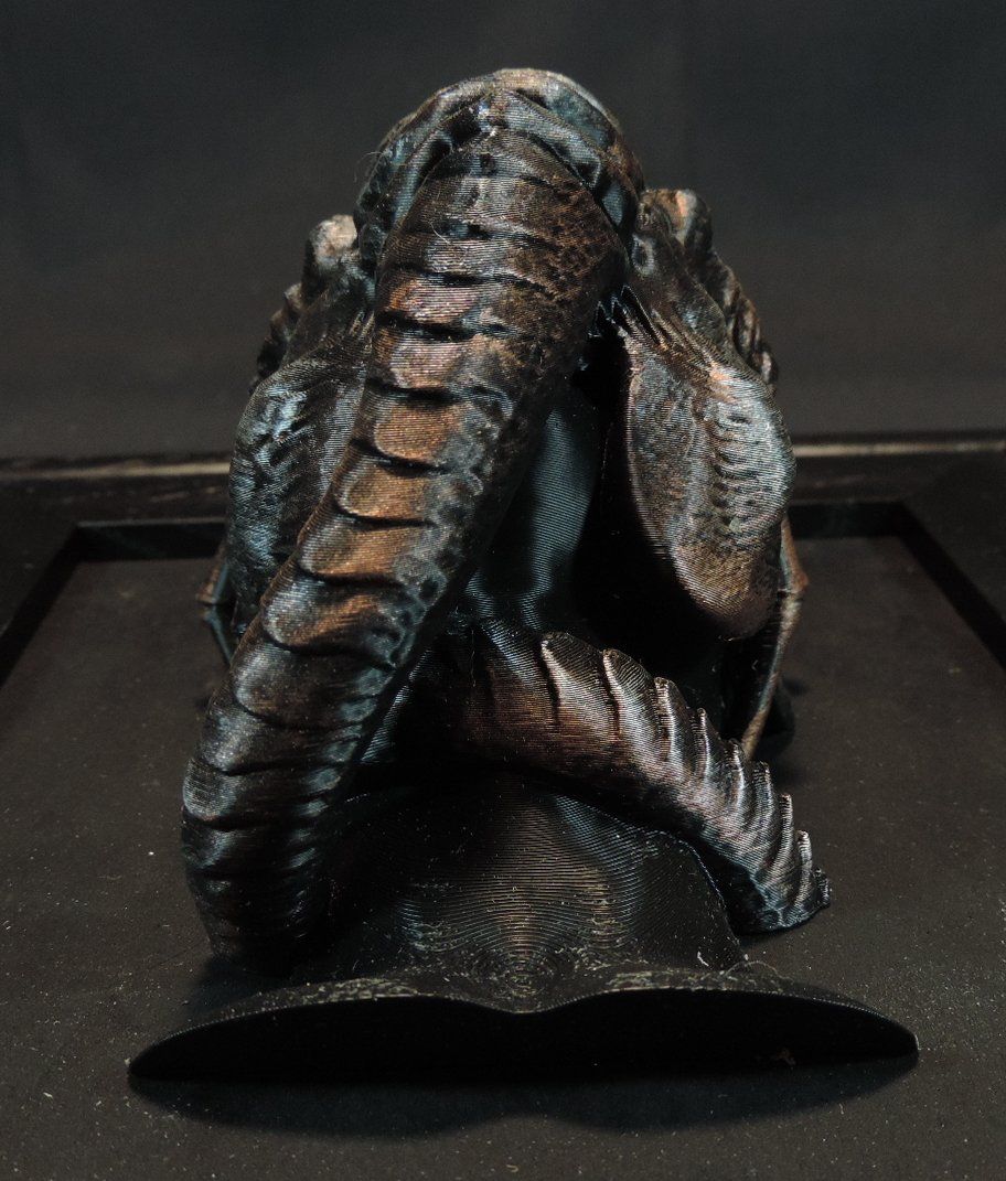 Statuette: Alien Facehugger Skulptur im Holzrahmen – Usato da Duggingen venduto da roterbambus 7