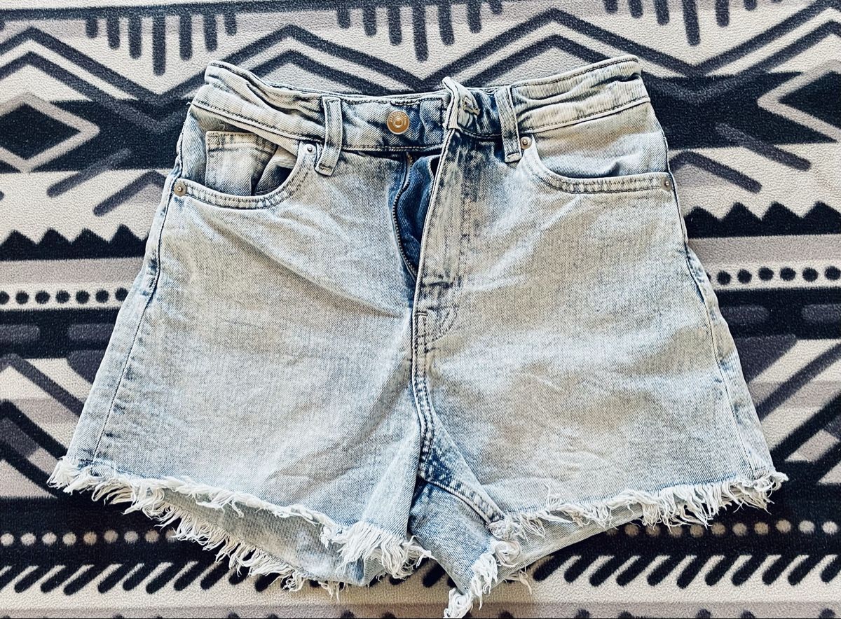 H&M Jeans: Simple Jeans  – Gebraucht aus Herisau von Ciaoschein