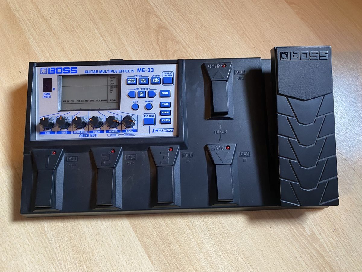 Boss Amplificateurs: BOSS ME-33 Guitar Multiple Effects  – D'occasion à Rochefort par runeii