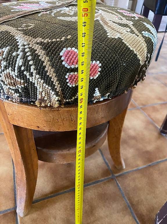 Tabourets: Tabouret pour piano – D'occasion à Martigny par seater 4