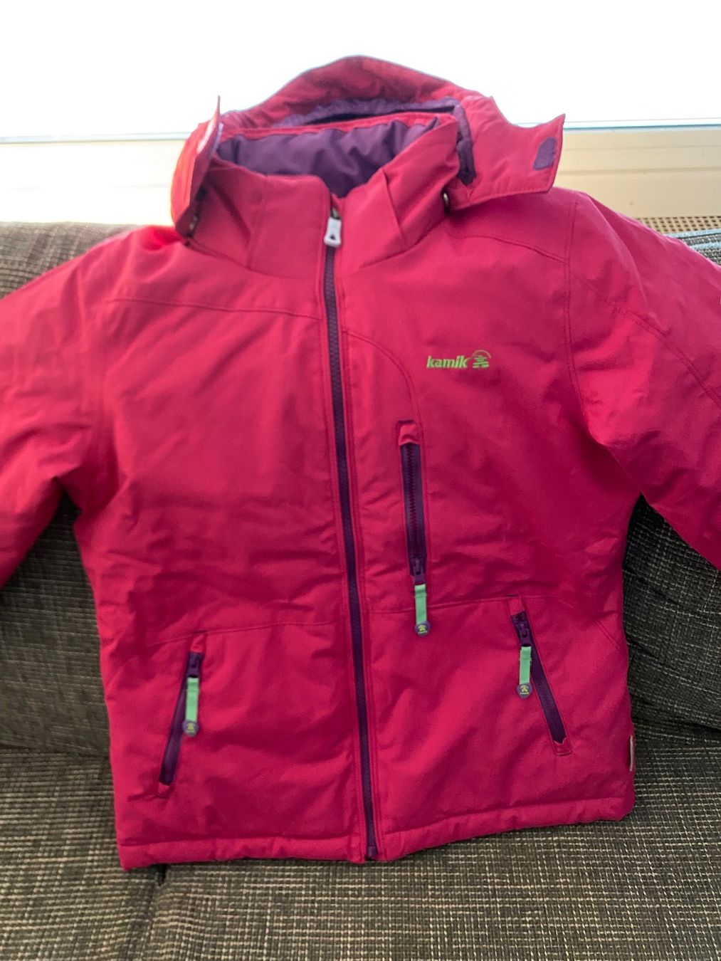Kamik Jacken & Mäntel: Kamik Kinder Skijacke, Gr. 128 – Neu (gemäss Beschreibung) aus Kilchberg ZH von Von_dutch 3