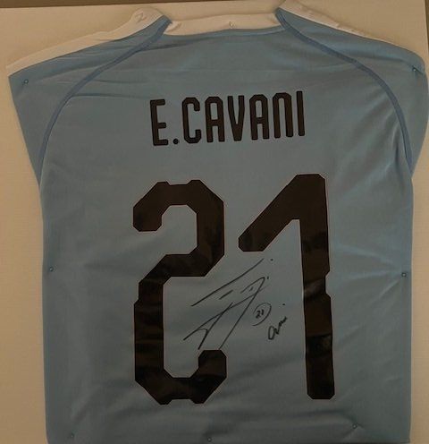 Autografi: Maglia Cavani autografata - Uruguay – Nuovo (secondo la descrizione) da S. Pietro venduto da SORETOLO