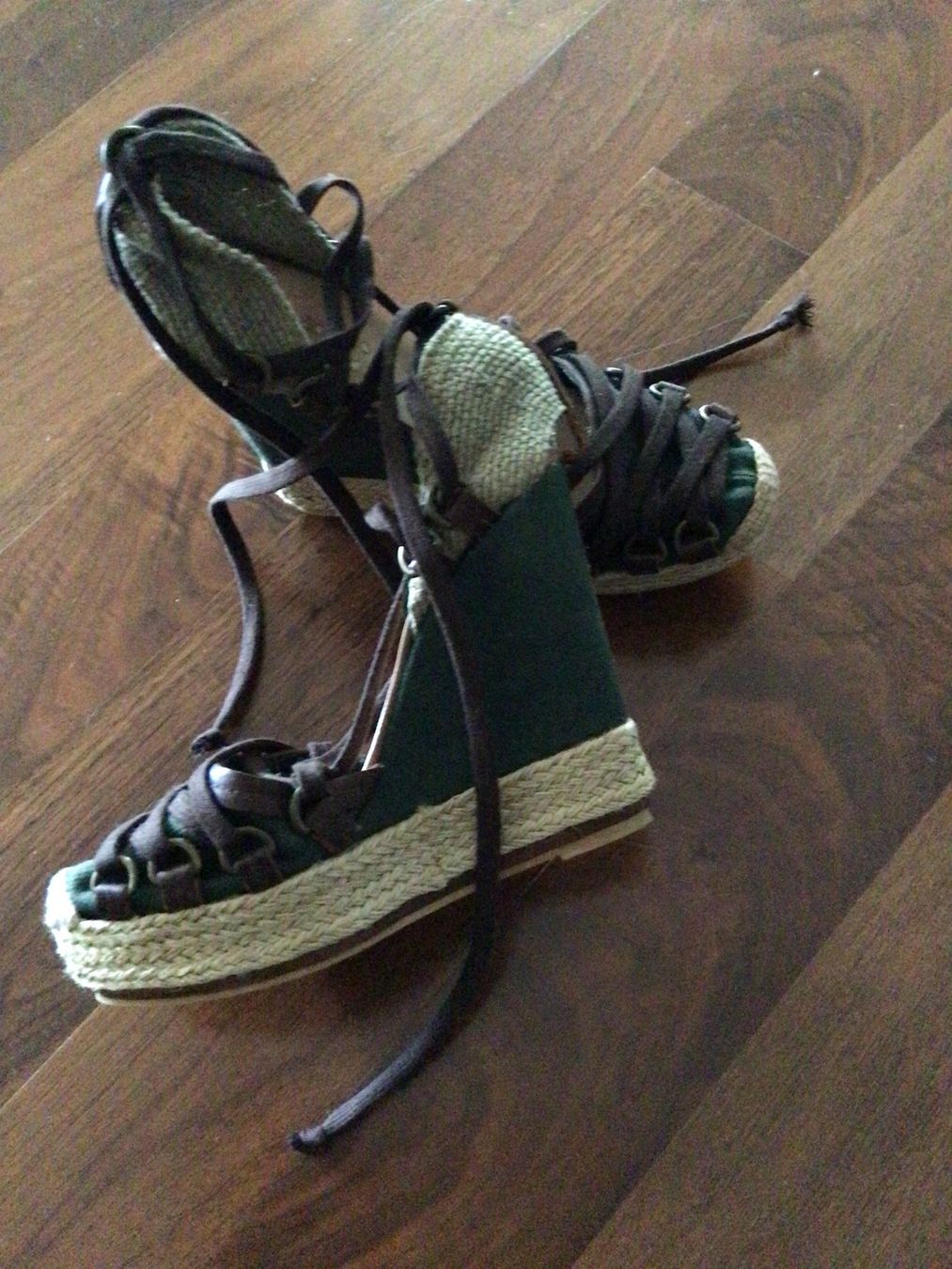 Scarpe da donna: Schuh Espadrilles – Usato da Zürich venduto da ElarmariodeRuth 4