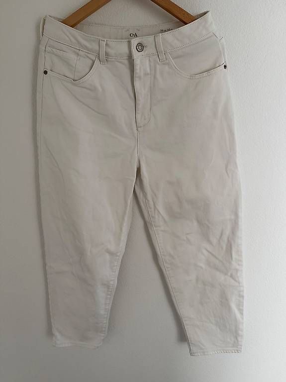 Jeans: Balloon Jeans, weiss 38 – Usato da Alpnach Dorf venduto da rerifeme