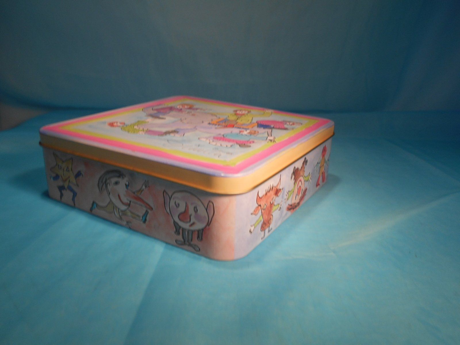 Kambly Altro in Decorazioni & Accessori: Kambly Blechbüchse, Dimitri, mit Elefant – Usato da Bellach venduto da JingleCherry 1
