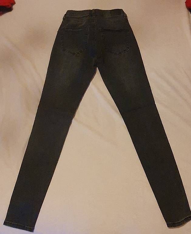 Jeans: J&D Jeans schwarz / grau  Gr. 34 – Gebraucht aus Oberuzwil von den_hm7f 1