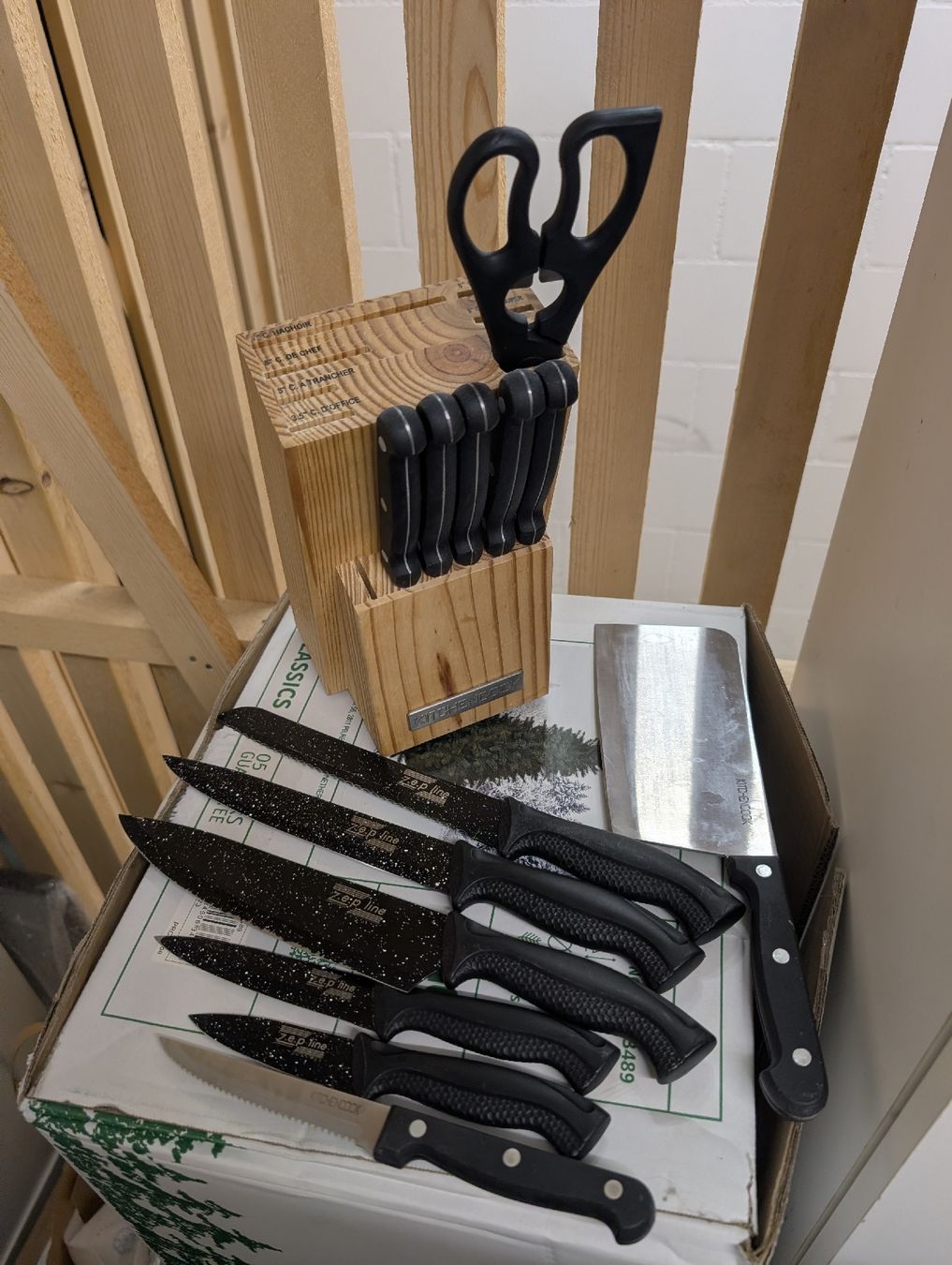 Messer: Küchenmesser-Set mit Holzblock – Gebraucht aus Muri AG von burki_96 1