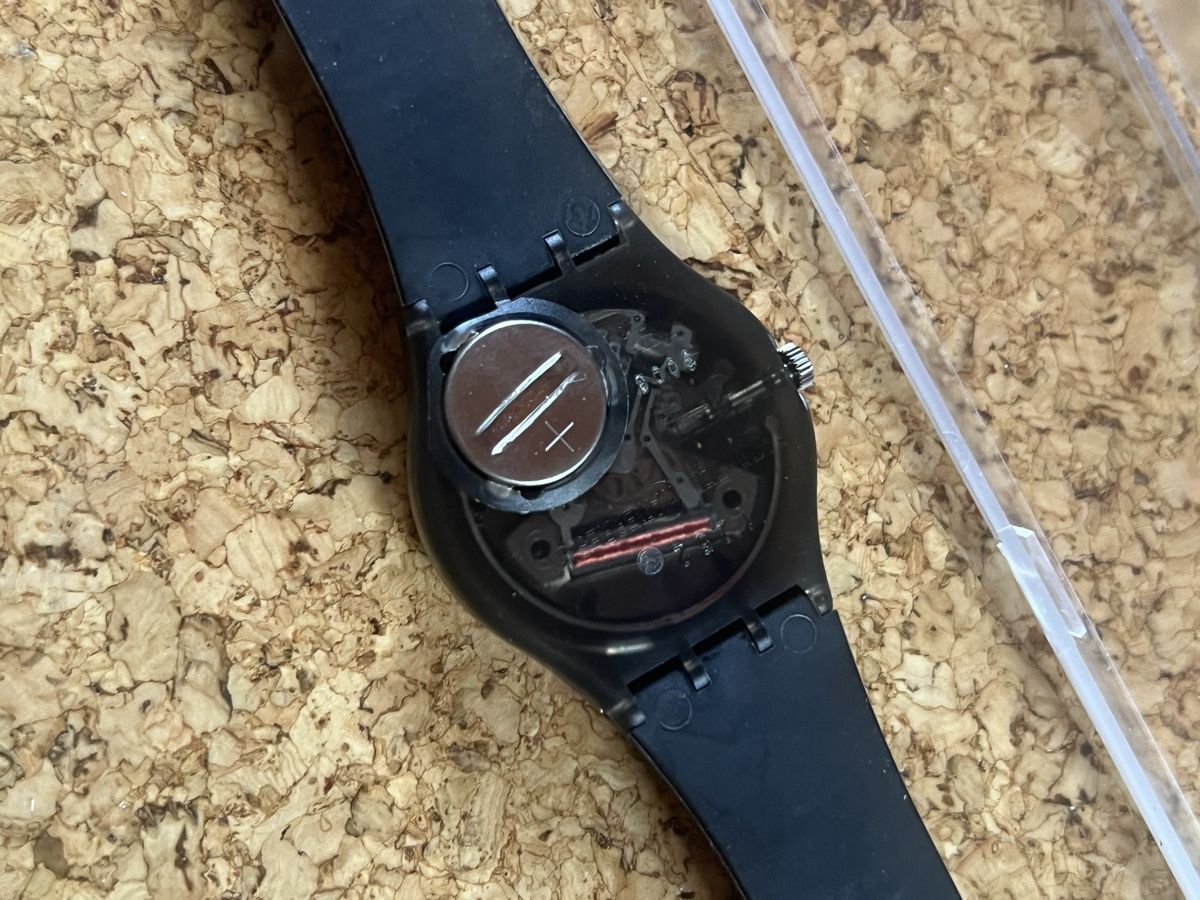Swatch Orologi: Swatch Uhr schwarz  86 – Usato da Basel venduto da bellespirit 7