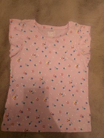 Mädchen T-Shirt Happy Girls Club Blumenmuster Gr. 134, neu