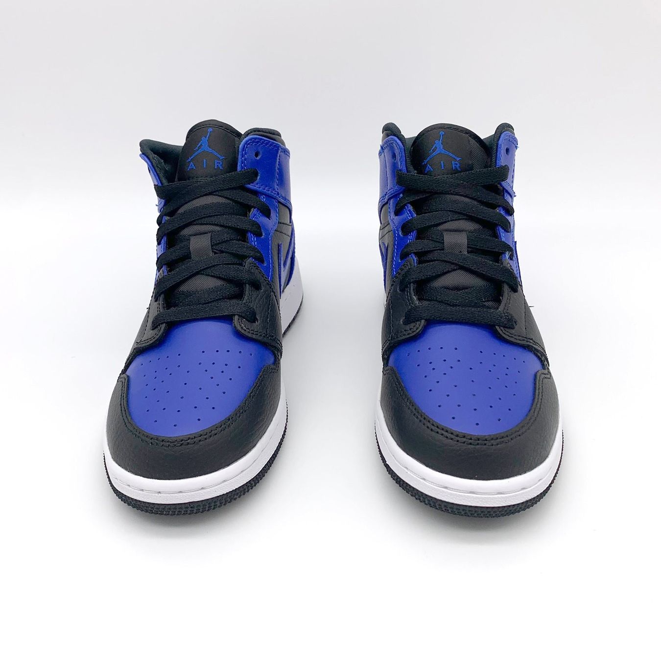 Chaussures hommes: Jordan 1 Mid Hyper Royal (GS) EU 38.5 – Neuf avec emballage d'origine à Buochs par MW_Sneakergoods 3