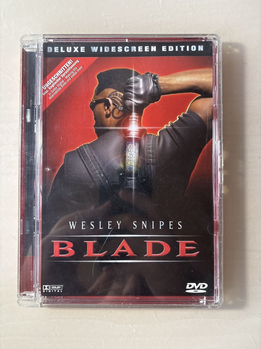 Tutti i DVDs: Blade – Usato da Ruswil venduto da Slivio_