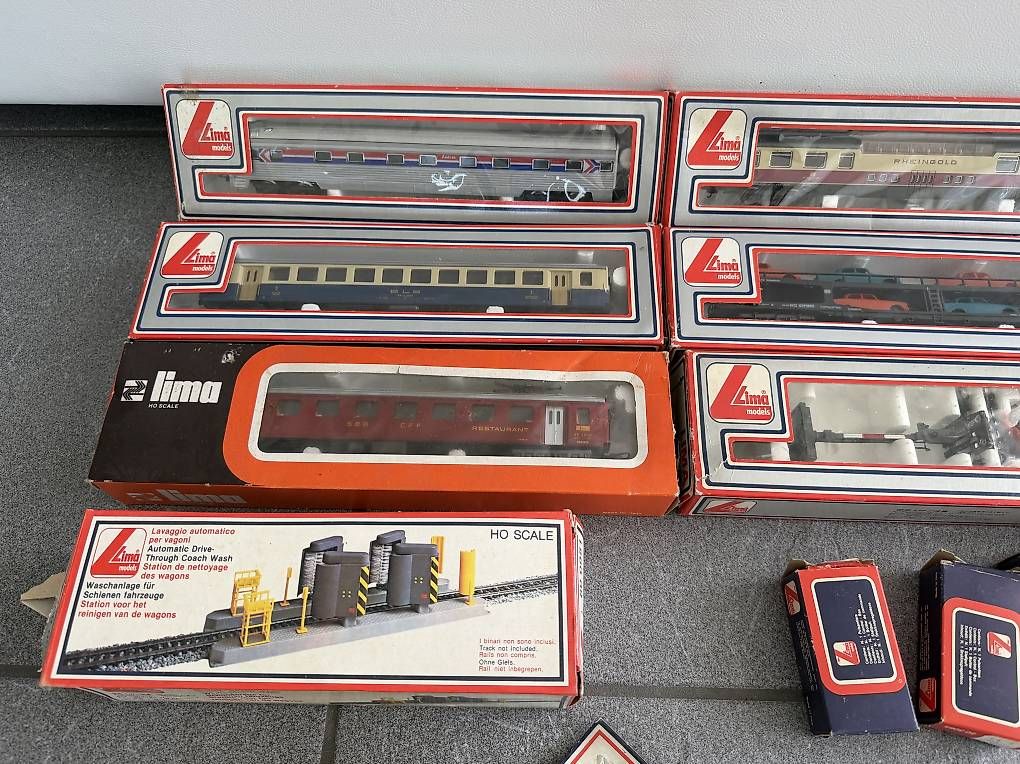 Lima Modellini di ferrovie: Lima Konvolut und Zubehör – Usato da Muri AG venduto da cag733 1