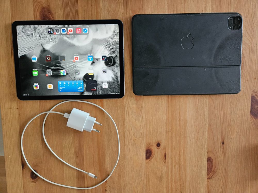 Apple iPad Air 4th Generation 10.9