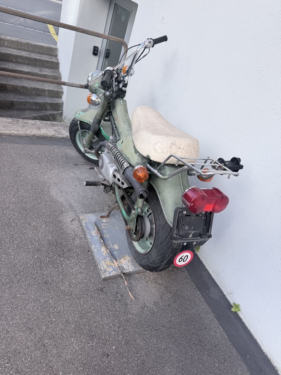 Suzuki Strada: Motorrad Suzuki RV 50 – Usato da Zürich venduto da and_5lss 1