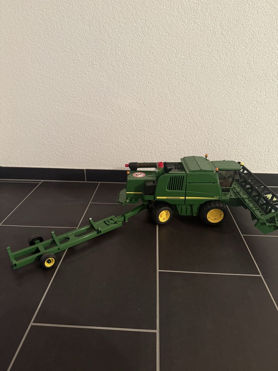 Bruder Giocattoli: Johndeere Mähdrescher T670i – Usato da Dörflingen venduto da jos_cc7m 4