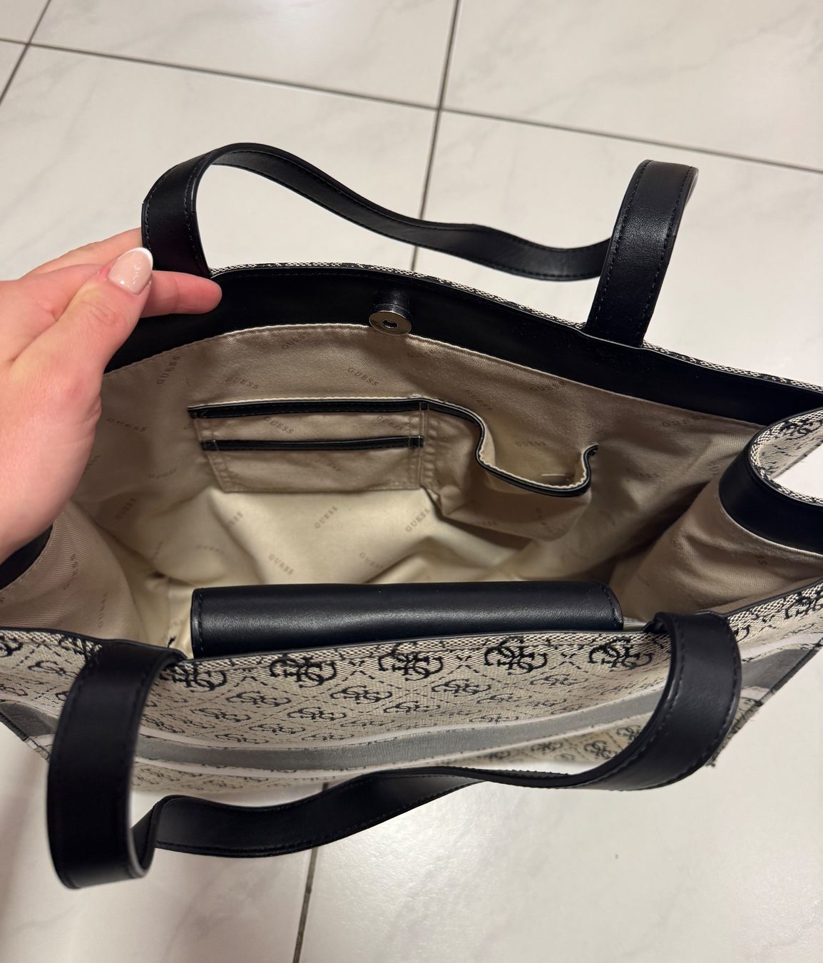 Guess Sacs: Guess Shopper – D'occasion à Staldenried par Schnurli1708 3