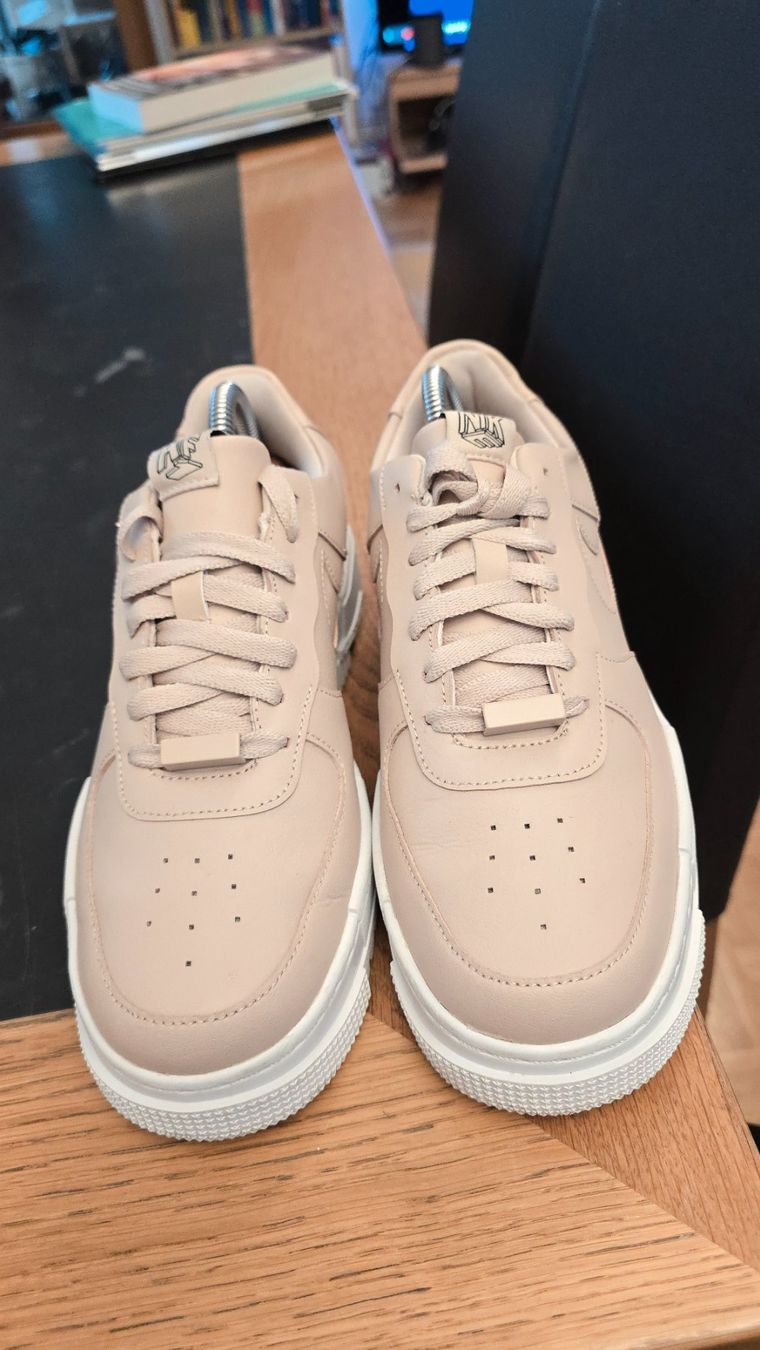 Nike Scarpe da donna: Nike Air Force1 pixel | EU 41 – Nuovo (secondo la descrizione) da Wallisellen venduto da theblacksheep 2