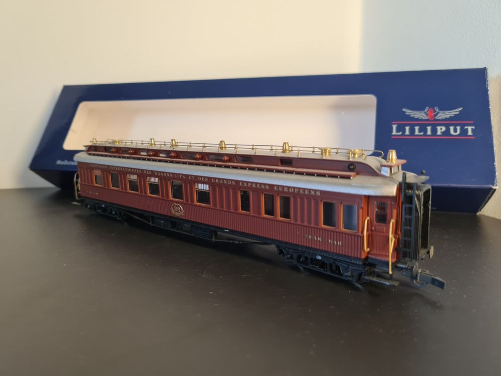 Wagon Plat à Plateforme LILIPUT Réf. 818 02 - Échelle HO - Modélisme Ferroviaire - Occasion
