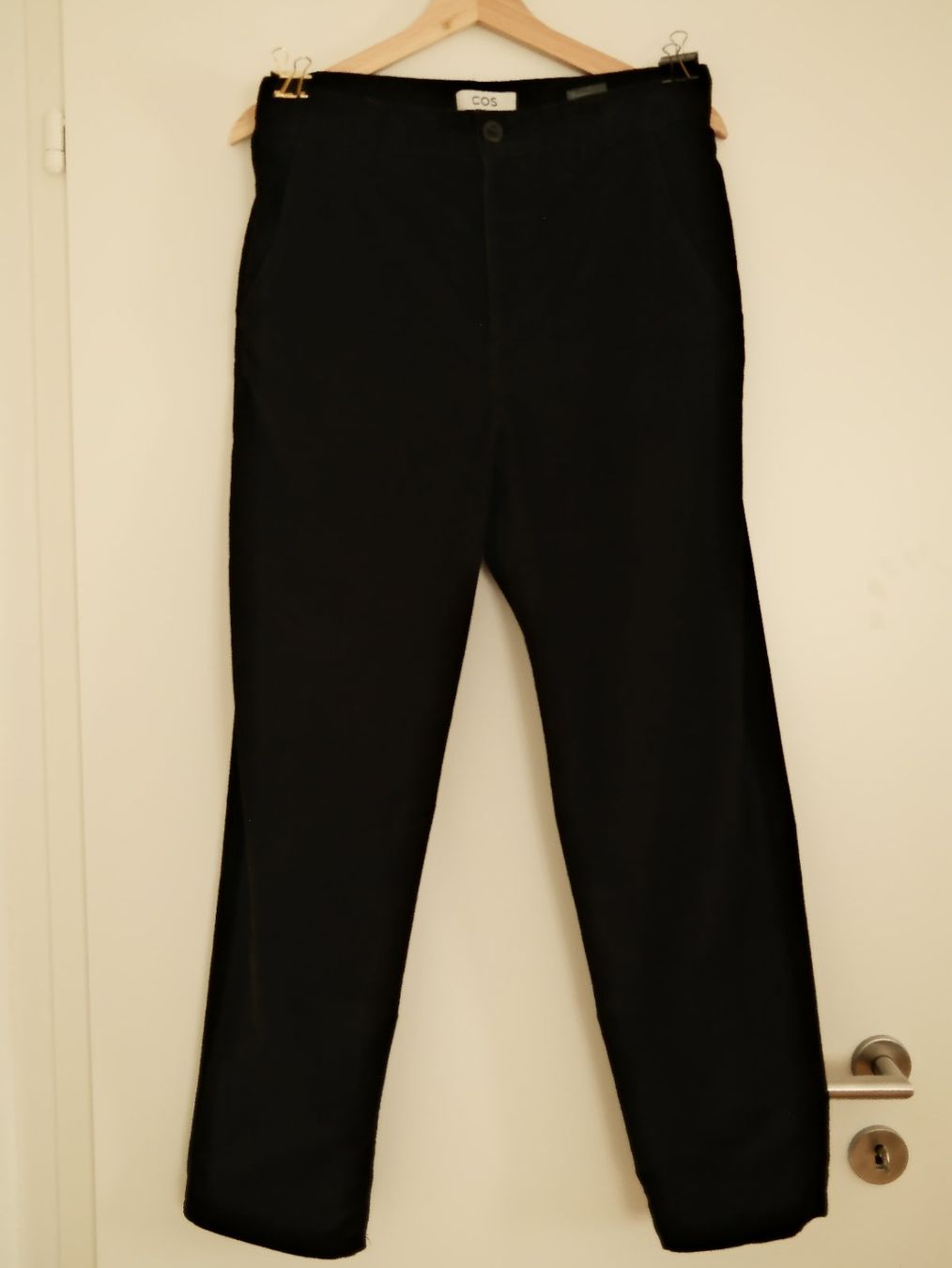 Cos Pantaloni: Sehr schöne COS Cordhose – Usato da Thun venduto da angerber