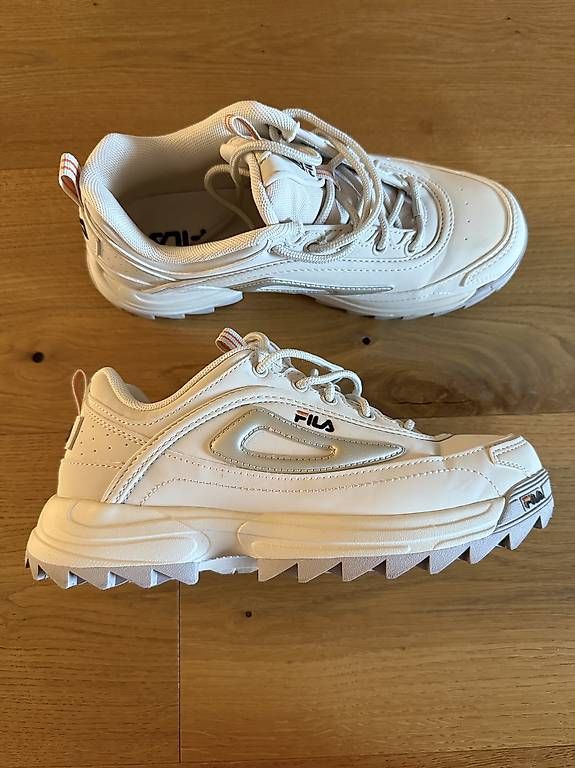 Fila Herrenschuhe: FILA Sneaker beige Gr. 38.5 – Gebraucht aus Hindelbank von LeoSal