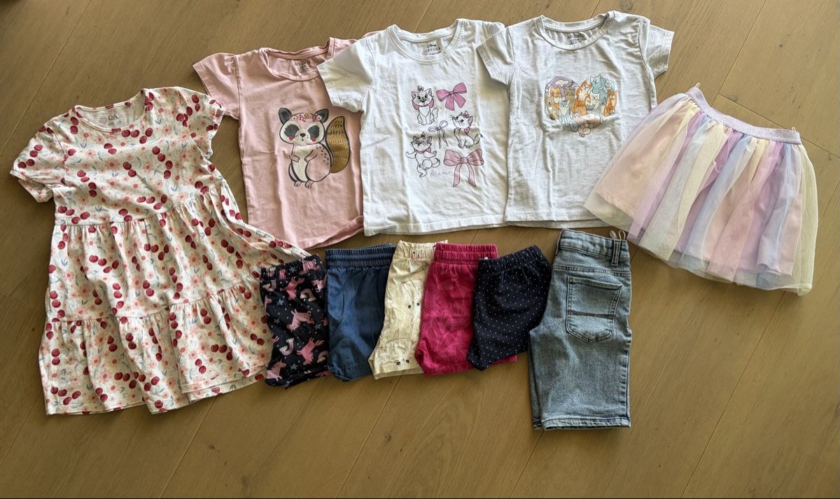 Lotti & Set di vestiti: Sommerliches Kleiderpaket Grösse 116-122 – Usato da Lachen SZ venduto da LinWeg