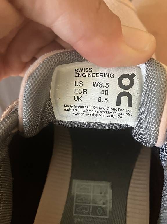 Scarpe da donna: ON Waterproof grösse 40 – Usato da Eschlikon TG venduto da ritschi90 4