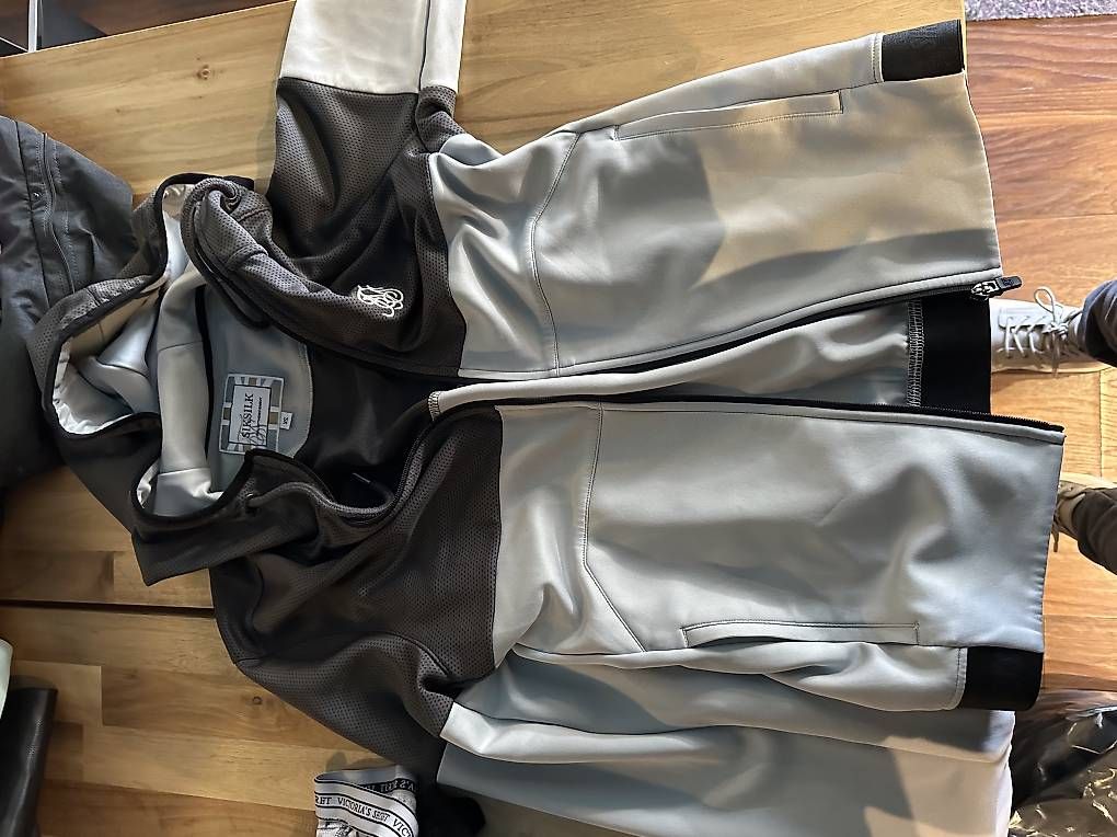 Giacche: Siksilk Trainerjacke XS – Usato da Interlaken venduto da raphael26
