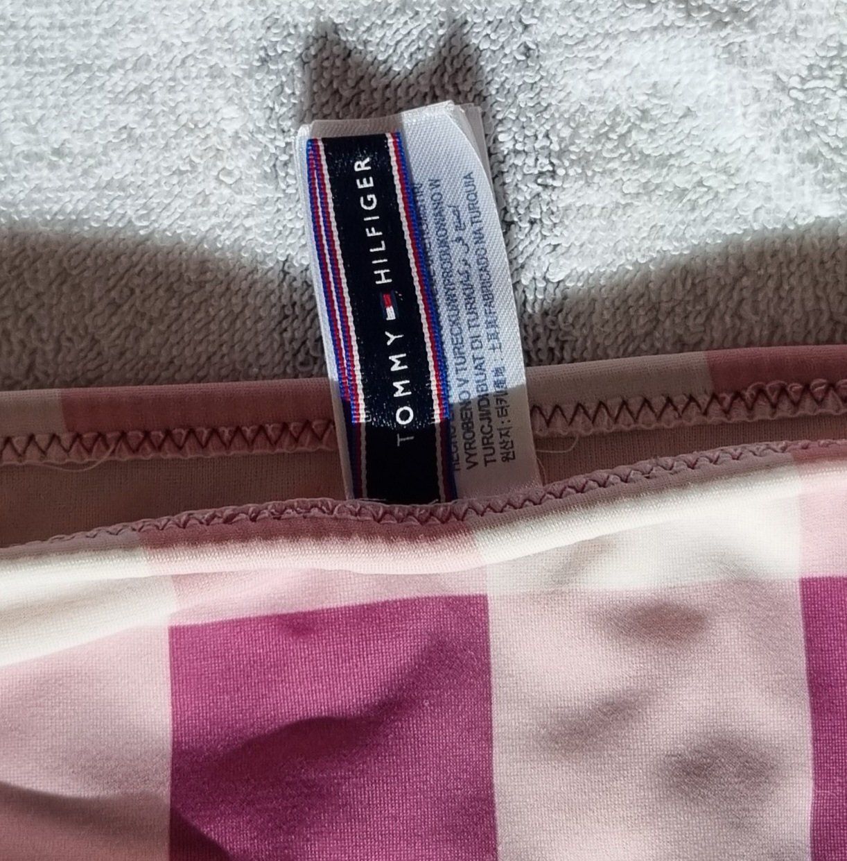 Tommy Hilfiger Costumi da bagno & Bikini: Tommy Hilfiger/ Oneill Bikini – Usato da Zumikon venduto da theMiinimalist 5