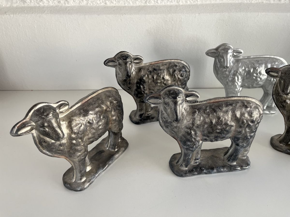Statuette: 5 Stk. Schafe aus Kunststoff – Usato da Wetzikon ZH venduto da seli03 4